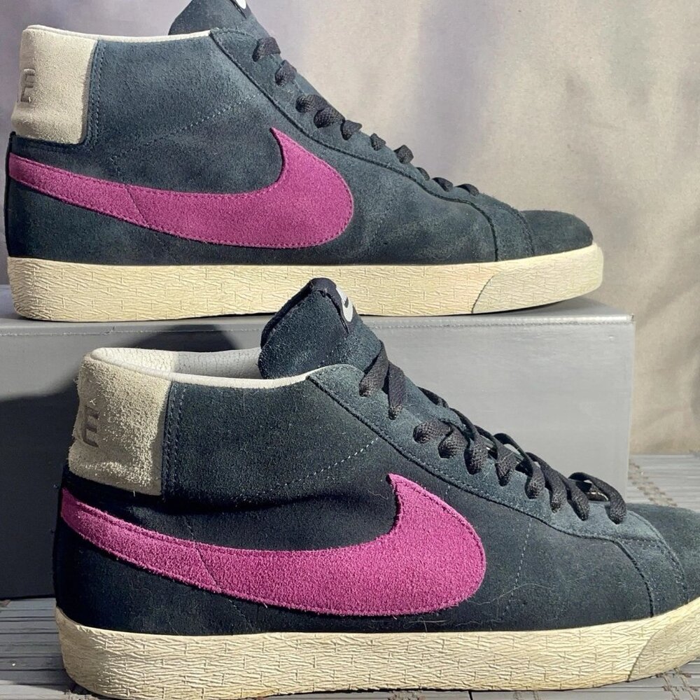 NIKE SB Blazer Mid Suede Black Viotech Men’s Size 12 Skate Shoes
